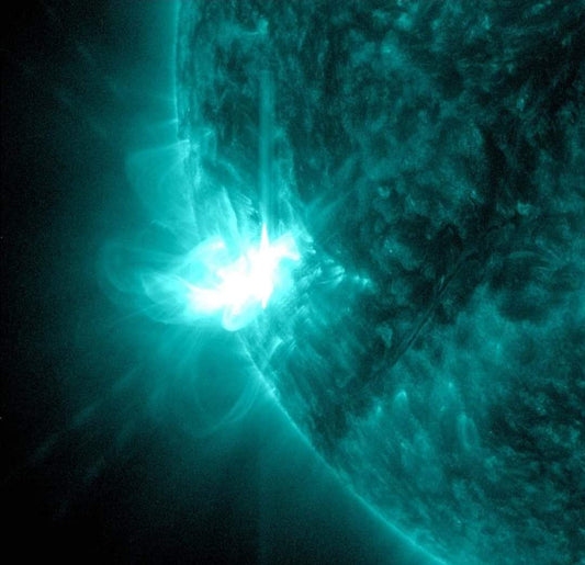 AR3697 (formerly 3664) RELEASES STRONG X FLARE!