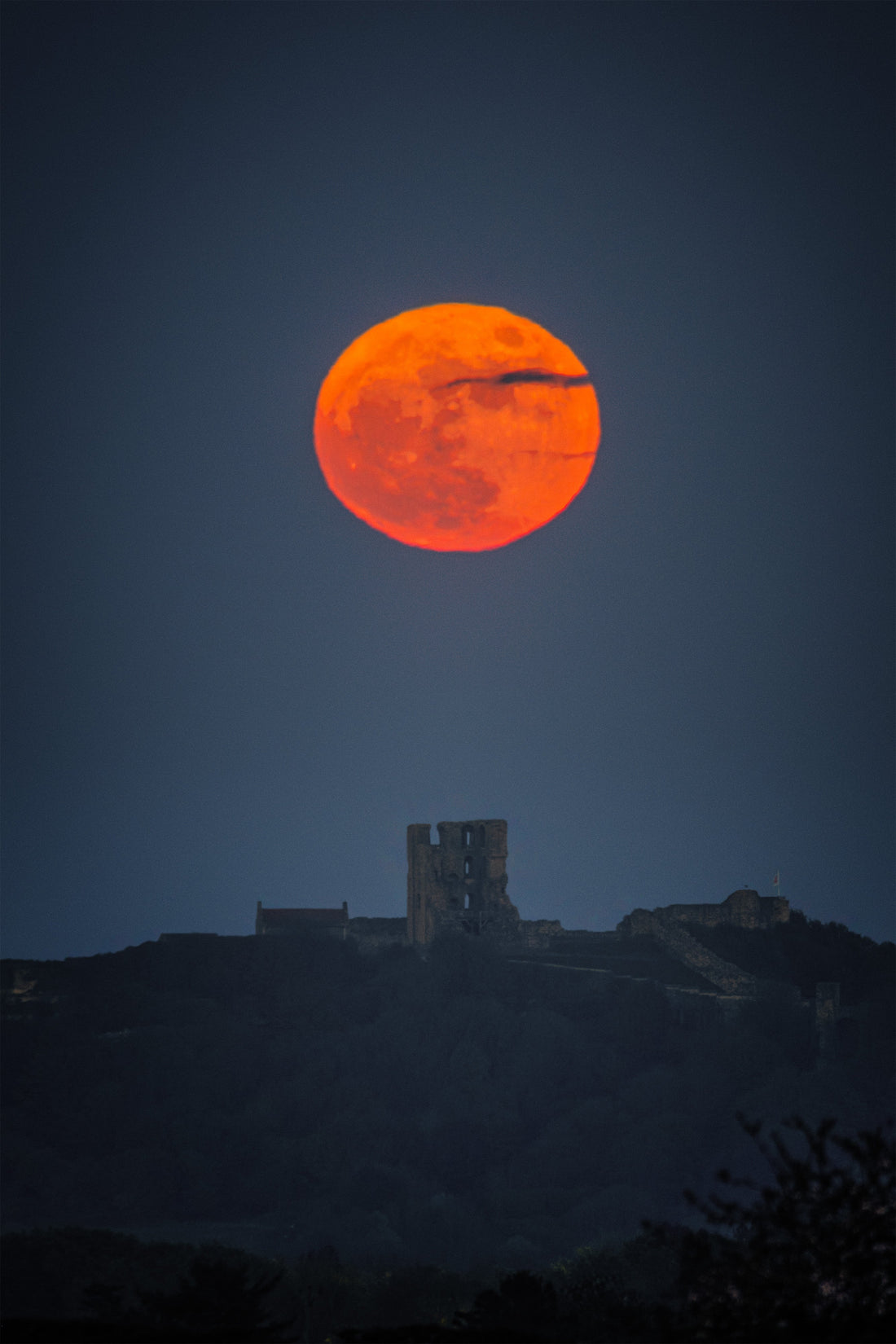 THE "FLOWER" MOON + SCARBOROUGH CASTLE - 01/05/2026